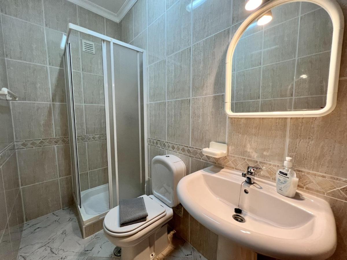 דירות Quarteira Elegant With Pool By Homing מראה חיצוני תמונה