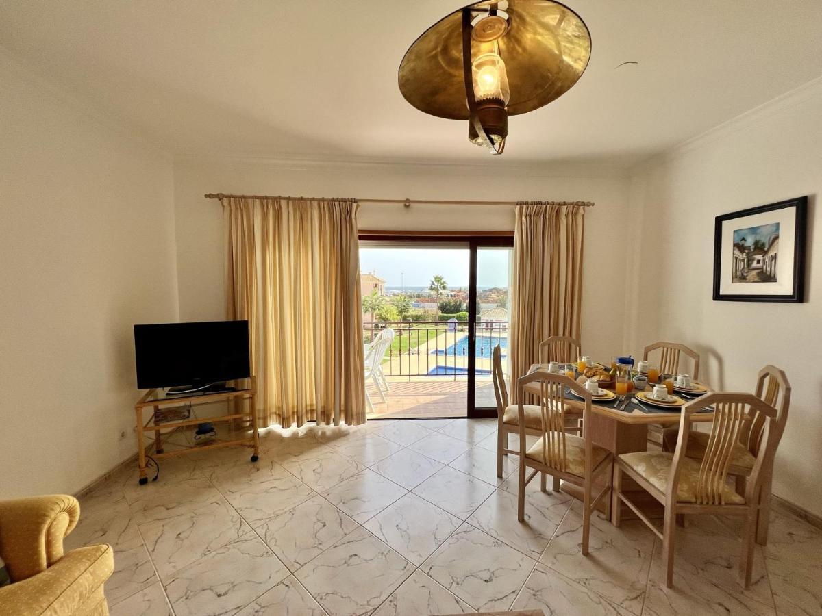 דירות Quarteira Elegant With Pool By Homing מראה חיצוני תמונה