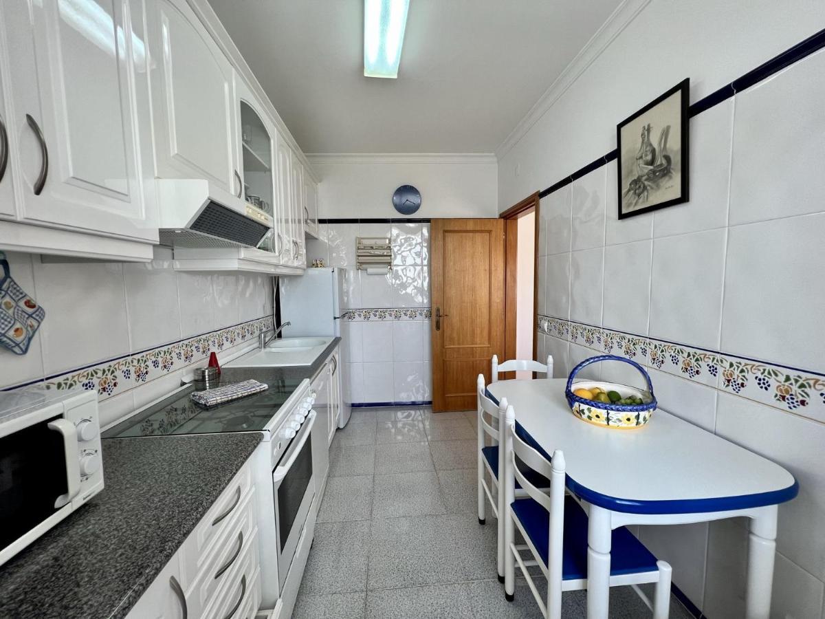 דירות Quarteira Elegant With Pool By Homing מראה חיצוני תמונה