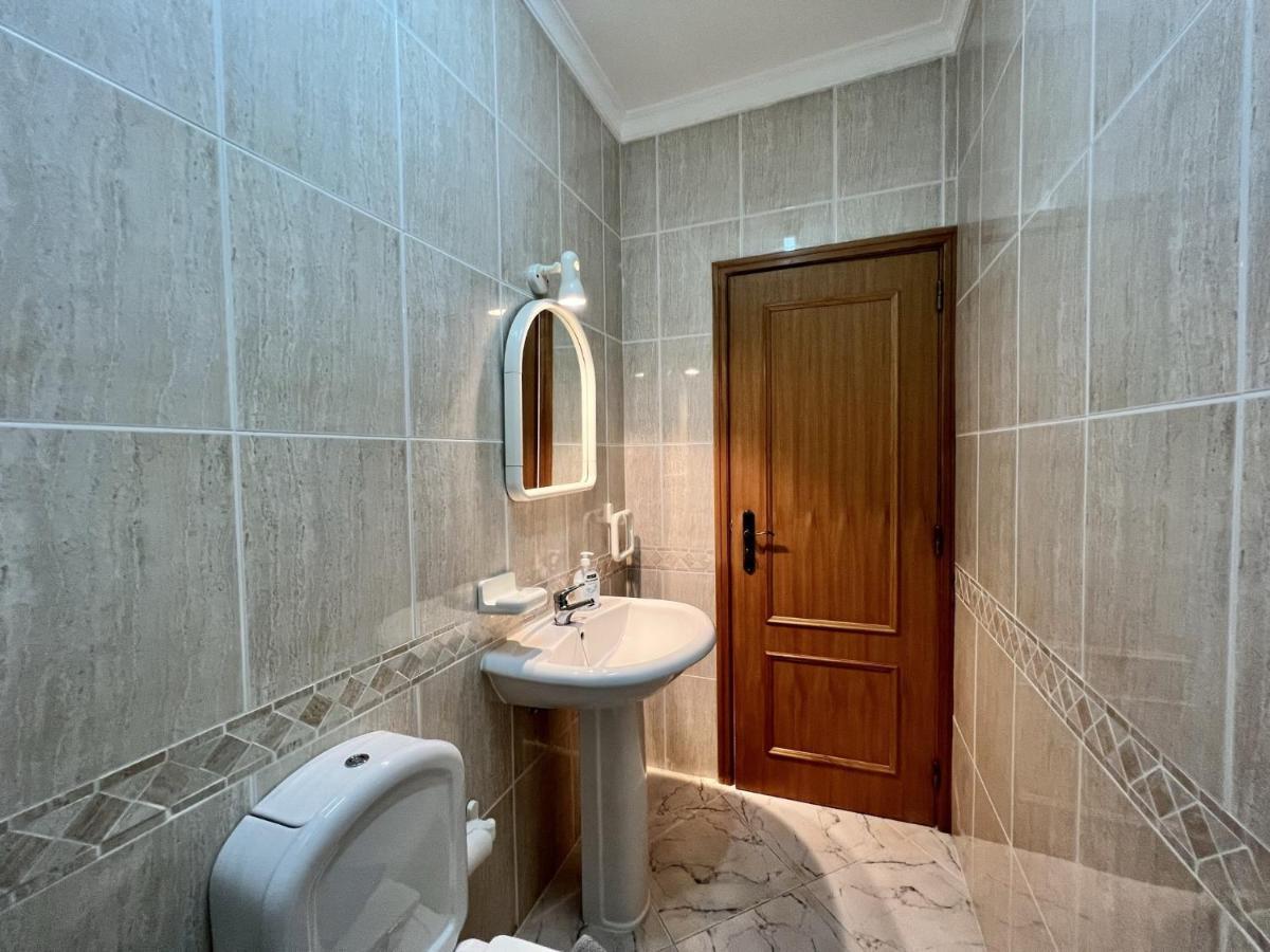 דירות Quarteira Elegant With Pool By Homing מראה חיצוני תמונה