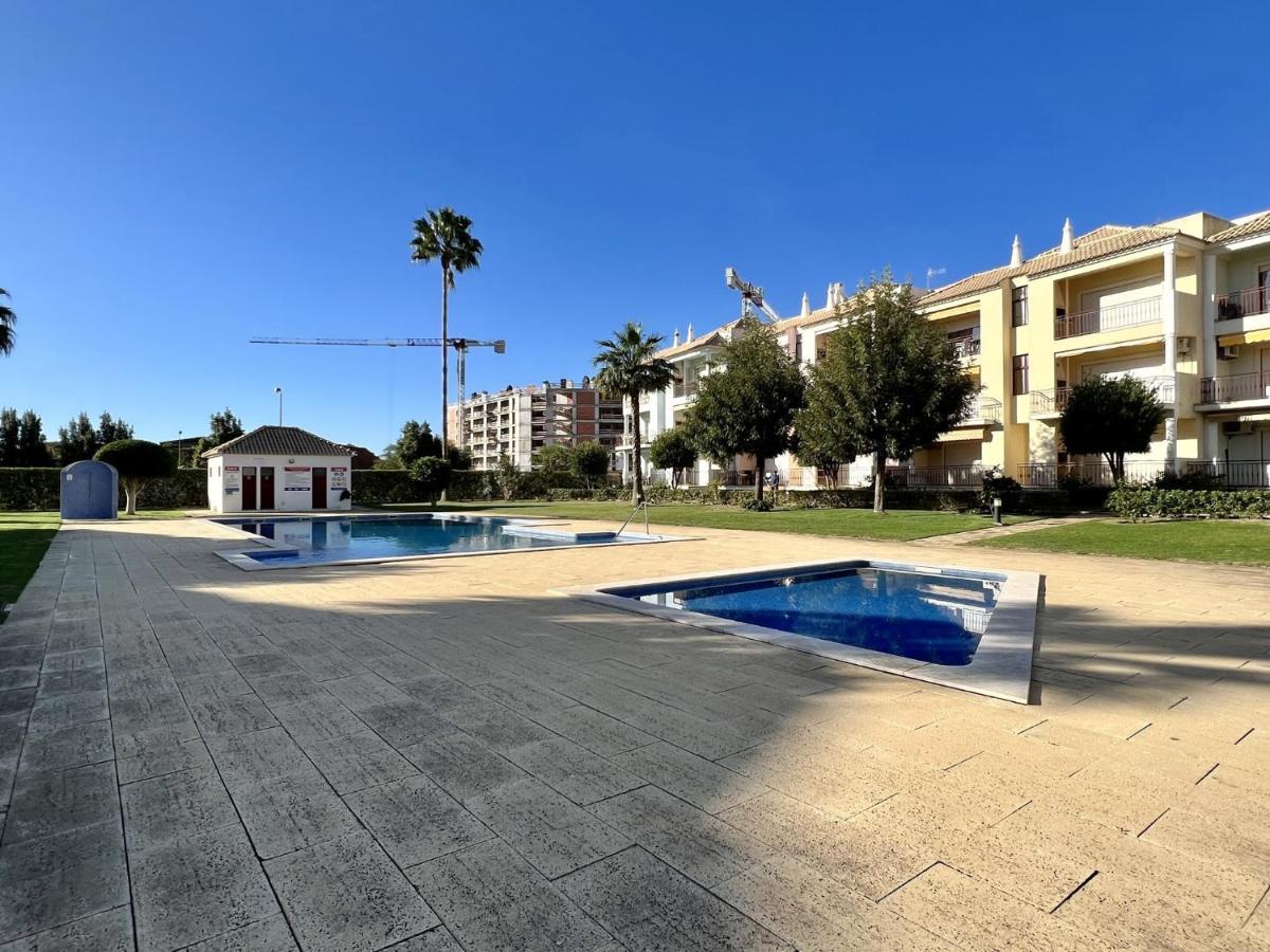 דירות Quarteira Elegant With Pool By Homing מראה חיצוני תמונה